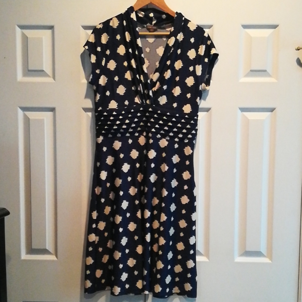 Misses dress size 12 by Vior Vior, Navy with cream
